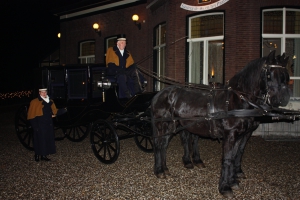De 4-persoon vigilante kan gebruikt worden als volgkoets achter de rouwkoets.